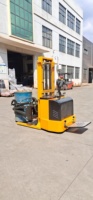Chariot élévateur à tambours électrique, transpalette à tambours alimenté par batterie pour la manutention et le transport en entrepôt de fûts en acier, en plastique et d'huile