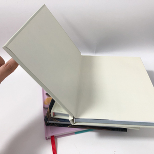 Thấp moq nhà máy tùy chỉnh Glossy bìa cứng vẽ màu truyện tranh Tạp Chí ảnh dịch vụ in ấn trẻ em cuốn sách in ấn - Product Image 5