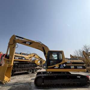 Excavatrice sur chenilles Caterpillar 320BL d'occasion à bas prix. Excavatrice Cat 320BL d'occasion en stock. - Product Image 5