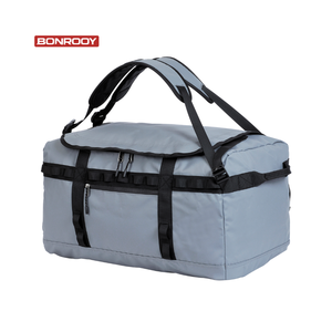 กระเป๋าเดินทางกันน้ำกันขโมยขนาดใหญ่ 2 in 1 สำหรับเดินทางในหิมะ - Product Image 1