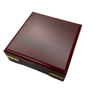 Cajas <span class=keywords><strong>de</strong></span> <span class=keywords><strong>madera</strong></span> <span class=keywords><strong>con</strong></span> <span class=keywords><strong>tapa</strong></span> <span class=keywords><strong>con</strong></span> bisagras <span class=keywords><strong>Caja</strong></span> <span class=keywords><strong>de</strong></span> almacenamiento <span class=keywords><strong>de</strong></span> <span class=keywords><strong>madera</strong></span> cuadrada <span class=keywords><strong>pequeña</strong></span> <span class=keywords><strong>con</strong></span> cubierta magnética <span class=keywords><strong>Caja</strong></span> <span class=keywords><strong>de</strong></span> monedas <span class=keywords><strong>de</strong></span> <span class=keywords><strong>madera</strong></span> maciza - Product Image 5