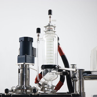 Système de distillation moléculaire à film mince entraîné par une pompe à moteur en acier inoxydable sous vide poussé, évaporateur à film mince pour huiles essentielles