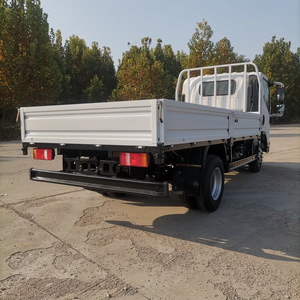 KAMA DONGFENG Camioneta Eléctrica Ligera 4x2 de Doble Cabina con Volante a la Izquierda, Asientos de Una Fila, Cámara Trasera, Diésel, China - Product Image 4