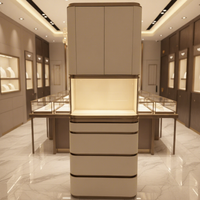 Vitrinas LED Blancas de Estilo Vertical MASTER, Gabinetes de Exhibición Personalizados de 80*31*211cm, Gabinete Alto Premium a Prueba de Polvo para Joyería