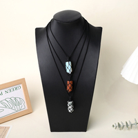 Collier en cristal de charme en gros, pendentif hexagonal en cristal pour la décoration