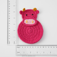En gros, articles de décoration intérieure : Sets de table tricotés, sous-verres mignons en fil de vache, sous-verres en crochet faits main en forme de vache