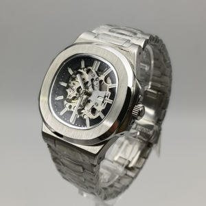 Reloj Mecánico Clásico para Hombre con Movimiento NH70, Logotipo Personalizado, Resistente al Agua, Esfera Hueca - Product Image 5