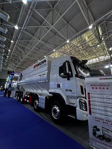 Réservoir d'alimentation en vrac 38m ³ Boîte à fourrage pour porcs de haute qualité Camion de livraison d'alimentation <span class=keywords><strong>Transport</strong></span> d'aliments Taille personnalisée avec tarière - Product Image 4