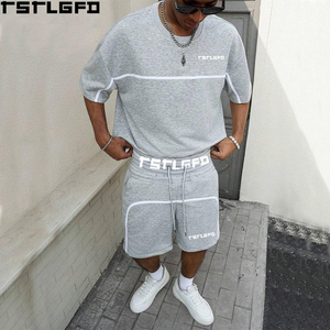 Conjunto de dos piezas de streetwear con cintura doble personalizada, pantalón corto y top de tejido grueso gris jaspeado con logo en capas, venta al por mayor - Product Image 1