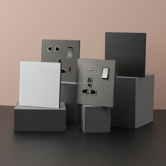 Modern High Quality Luxury Glass Acrylic 86 Uk Bs Saso Gcc Light Switch Electrical Electric Wall Switches and Socket Sockets