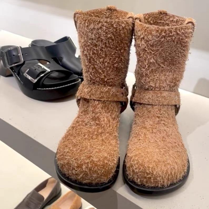 สีน้ำตาล