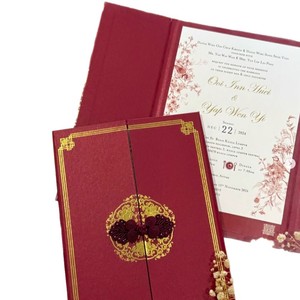 Invitación de Boda China Roja con Doble Felicidad, Papel Dorado con Diseño Floral, Bilingüe, Estilo Oriental - Product Image 6
