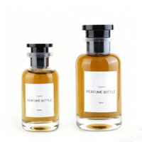 Flacon de parfum carré en verre de luxe 50 ml, diffuseur à bâtonnets, boîte personnalisable avec logo, design élégant de haute qualité, emballage cadeau