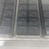 Module de relais 4 canaux 5V neuf d'origine, bon prix, circuits intégrés PCB, composants électroniques