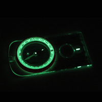 Boussole de navigation portable multifonctionnelle légère, étanche et antichoc pour le camping, avec pointeur, loupe et règle luminescente