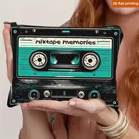Pochette de maquillage vintage imprimée « She's so Unusual » style cassette des années 80, cadeau amusant sur le thème de la pop culture pour les amateurs de musique, trousse à cosmétiques à fermeture éclair
