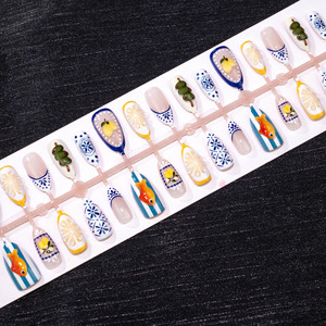 Faux ongles en gel souple faits main, motif été méditerranéen, amande, citron 3D, poisson, olive, bleu floral, pour vacances à la plage - Product Image 6