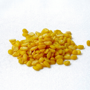 Haricot Mungo Indien FitTree International Prêt à l'Exportation, 25 kg en Vrac, Récolte Fraîche, Grains Jaunes Fendus, Durée de Conservation de 24 Mois - Product Image 1