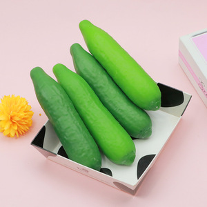 Fabricant Concombre Squishy Toy Jouet anti-stress extensible avec sable - Product Image 5