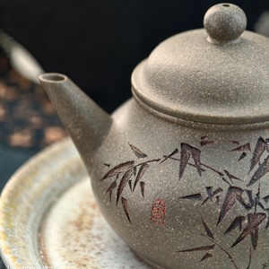 Théière en argile Shuiping de Yixing Qing Duan, faite à la main en argile Zisha, certifiée <span class=keywords><strong>REACH</strong></span>, sans danger pour les aliments, pour la cérémonie du thé Gongfu - Product Image 2