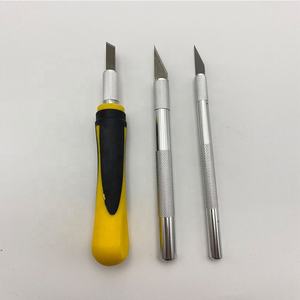 Juego de Cuchillos de Precisión con 10 Cuchillas de Acero Inoxidable y Mango de Cambio Rápido para Manualidades - Product Image 6