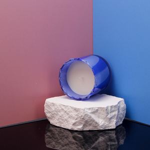 Nouvelle bougie parfumée artisanale en cire de soja, bleue, à bords festonnés, dans un verre moderne, écologique, pour la décoration de la maison, Noël, mariage - Product Image 2