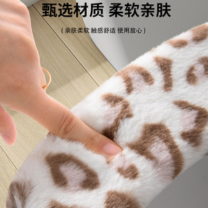 Coussin de siège de toilette doublé polaire, imprimé léopard, en peluche épaisse, chaud, pour l'hiver, universel, lavable - Product Image 1