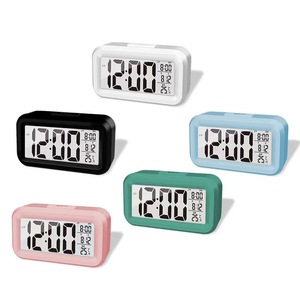 Moderno <span class=keywords><strong>LCD</strong></span> digitale sveglia funzione Snooze durevole in plastica orologio da tavolo con calendario vari colori <span class=keywords><strong>Display</strong></span> a LED a buon mercato - Product Image 6