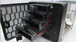 Serveur NAS Armortec à châssis industriel, très demandé, pour la maison et le SOHO, 16 Go de RAM, processeur Quad Core J3455 Max. Disque dur TB 4 baies Quad Core - Product Image 5