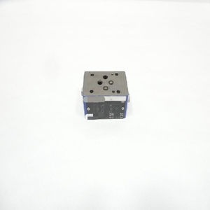 วาล์วควบคุมการไหล Plc 7472857531 4500 บาร์ พร้อมตัวควบคุมโปรแกรม - Product Image 1