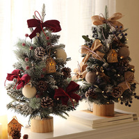 Meilleures ventes transfrontalières : Arbre de Noël chinois créatif pour la maison, arrangement de scène de Noël de bureau, ornements décoratifs de style Ins