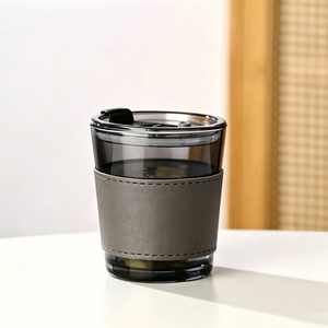Bicchiere da <span class=keywords><strong>Caffè</strong></span> in Vetro Fumé con Custodia in Pelle, Coperchio Antispargimento, Tazza da Viaggio Riutilizzabile - Product Image 1
