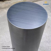 Support de Présentation Cylindrique en Acier Inoxydable Personnalisé de Qualité Supérieure, Élégant pour Vitrine de Magasin de Vêtements, Idéal pour Socle Décoratif