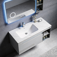 Armoire de salle de bain à miroir LED en verre trempé avec éclairage d'ambiance, design géométrique, rangement ouvert, durable et résistant à l'humidité