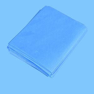 Drap de lit jetable bleu imperméable en tissu non tissé 1 pli stérile de qualité médicale pour les soins infirmiers et la chirurgie - Product Image 1