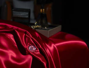 Hot Bán Sang Trọng Thêu Satin 100% Dâu Lụa 4 Mảnh Chăn Bedsheet Bộ Đồ Giường <span class=keywords><strong>Set</strong></span> Với Mượt Khăn Trải Giường Đặt Vỏ Gối - Product Image 4