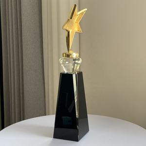 Trophée de diamant de verre de cristal d'étoile d'<span class=keywords><strong>ADL</strong></span> Prix en gros de trophée d'usine pour le détaillant - Product Image 6