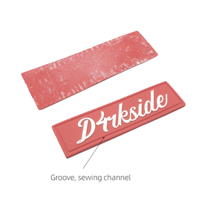 Parches de PVC con Relieve 3D Personalizados, Etiquetas Decorativas Termoadhesivas con Logotipo de Marca para Ropa, Sombreros - Product Image 3