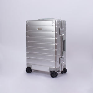 Maleta de Mano de Aluminio de Lujo con Panel sin Cremallera TSA, Impermeable, Ecológica y Ligera de Poliéster, Muestra de Logotipo Disponible - Product Image 2