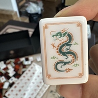 Ensemble de Mahjong américain de luxe en acrylique tortue à 4 couches, tuiles de Mahjong Dynastie Reverie Dragon Crane avec accessoires en option