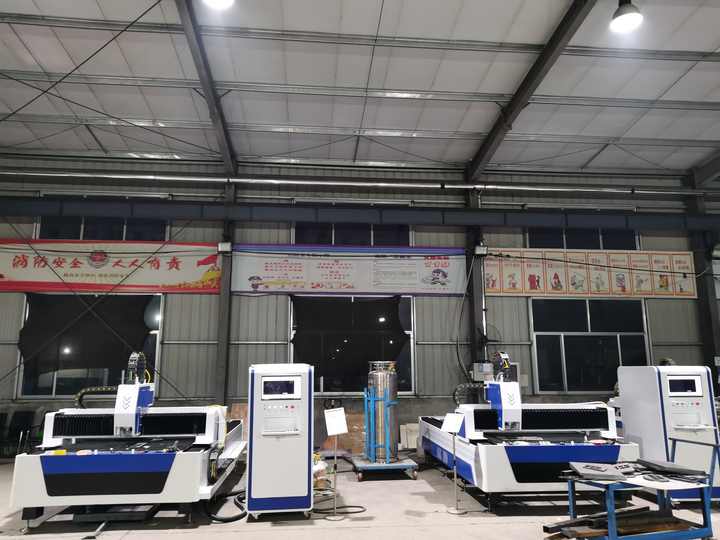 钢铁HSG 6000瓦开放式光纤激光切割机价格钣金3015 1500瓦3000瓦数控光纤激光切割机| Alibaba.com