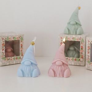 Kit de fabrication de bougies en cire de soja AIKUN pour Noël, avec figurine de nain à barbe, pour les entreprises - Product Image 1