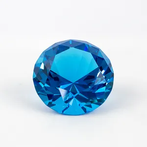 Guangzhou Großhandel Farbe Kristallglas Diamant benutzer definierte Laser gravur 3D-Logo Kristall Brief besch werer für Souvenir
