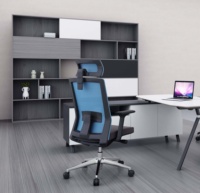 Chaise ergonomique en maille durable avec appui-tête réglable, accoudoirs 3D ajustables et siège en mousse haute densité pour une assise prolongée sans fatigue