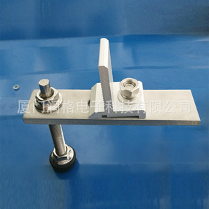Support de montage solaire en aluminium pour toit ondulé, traitement de surface anodisé - Product Image 1
