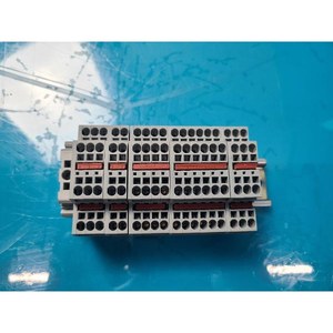 ฟินิกซ์ติดต่อ IEC 60947-7-1เทอร์มินัลบล็อกป้อนผ่านที่ใช้เป็นชิ้นส่วนอุปกรณ์เซมิคอนดักเตอร์แบบดั้งเดิม - Product Image 2