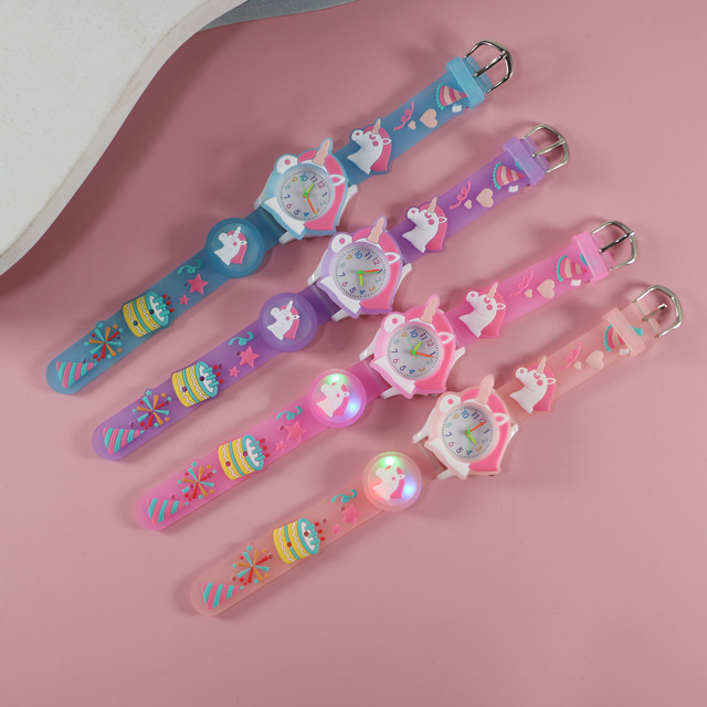 Cartoon Unicorn Quartz Movement Silicone Band Glass Dial Pointer Display 10m Water Resistant 5mm Thick Kids Watch