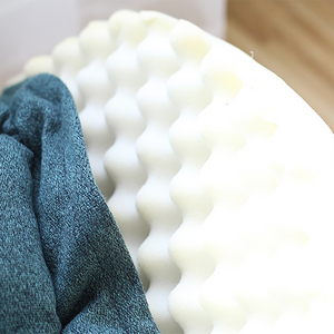 Cama moderna impermeable de felpa para mascotas, venta al por mayor, cama de espuma viscoelástica para perros con cubierta extraíble lavable para dormir - Product Image 5