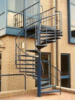 Escalier en colimaçon en acier métallique extérieur industriel / bricolage Escalier en colimaçon en acier au carbone galvanisé à chaud