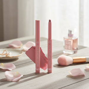 Luna Smudging Lip & Cheek Multi Stick (02 Soft Pink) Too Edit Produit de maquillage pour le visage - Product Image 3